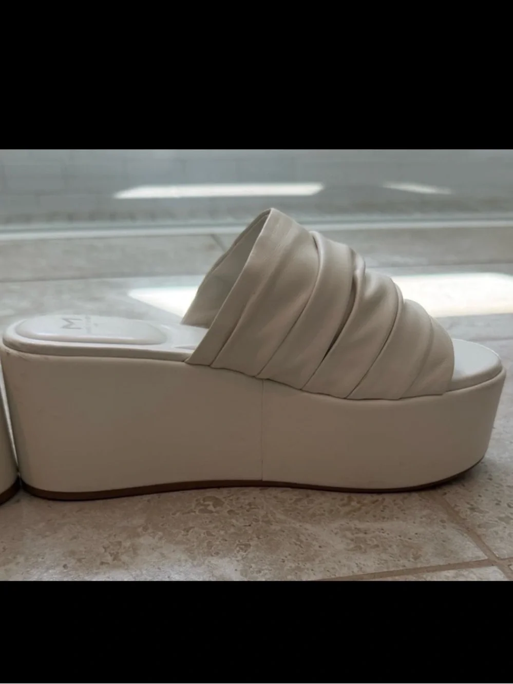 Marc Fisher Platform Slide Sandals Cream Size 8